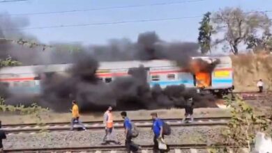 नई दिल्ली–चेन्नई ग्रैंड ट्रंक एक्सप्रेस में आग, यात्रियों में अफरा-तफरी