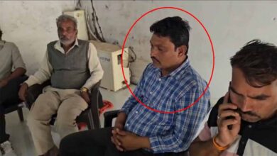 लोकायुक्त का शिकंजाः रिश्वत की दूसरी किस्त लेते पटवारी रंगे हाथों गिरफ्तार