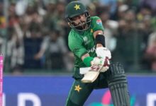 साहिबजादा फरहान का तूफान: पाक बल्लेबाज ने जड़ा विस्फोटक शतक, 12 साल पुराना रिकॉर्ड ध्वस्त