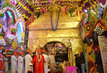 वैष्णो देवी यात्रियों के लिए बड़ा अलर्ट: भवन की वीडियो बनाई तो लगेगा भारी जुर्माना, नियम तोड़ने पर कड़ी सजा