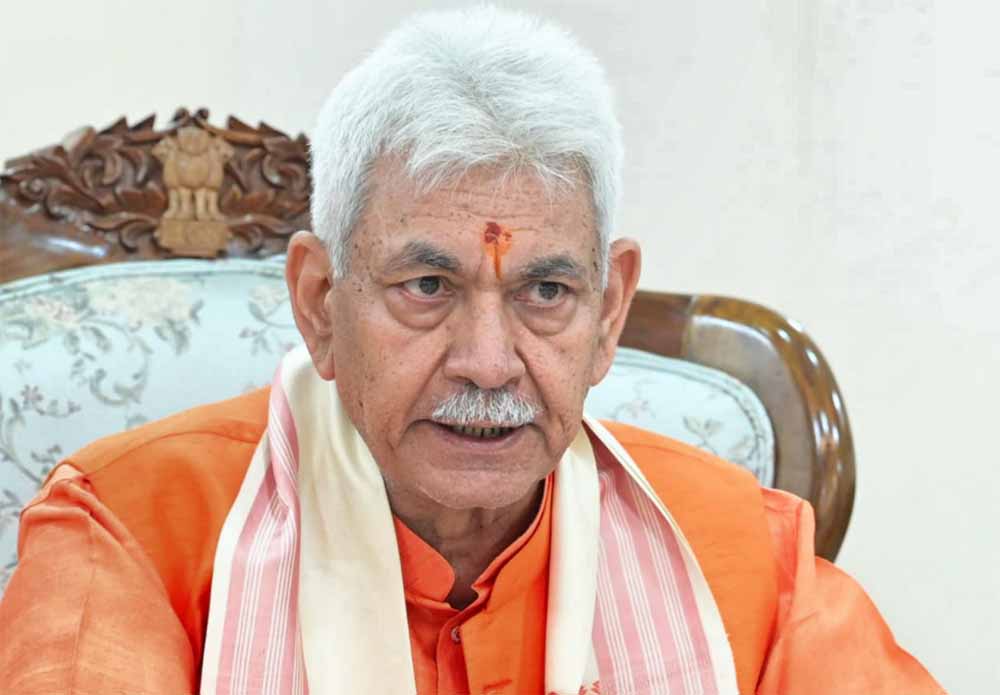 मनोज सिन्हा का कड़ा संदेश: देशद्रोह करने वालों को नहीं मिलेगी माफी, आतंकियों की सात पीढ़ियां भी याद रखेंगी