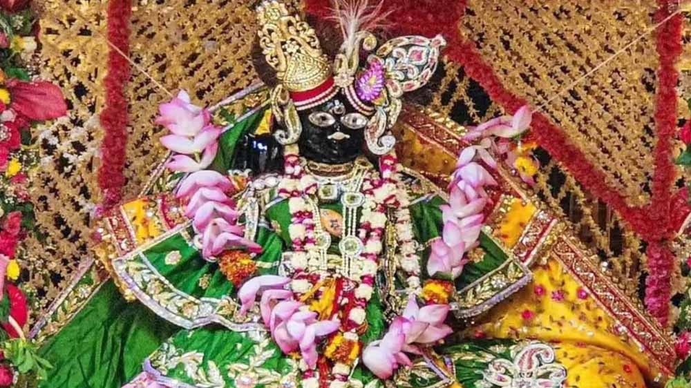 होली पर श्रद्धालुओं को बड़ा झटका: वृंदावन में ठाकुर जी के दर्शन रहेंगे बंद, जानिए वजह