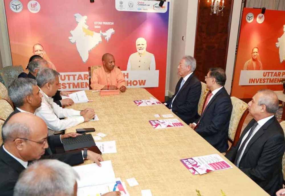 सीएम योगी के सिंगापुर दौरे के पहले दिन यूपी को मिली बड़ी निवेश सफलता, लगभग 20 हजार करोड़ रुपये के एमओयू हस्ताक्षरित