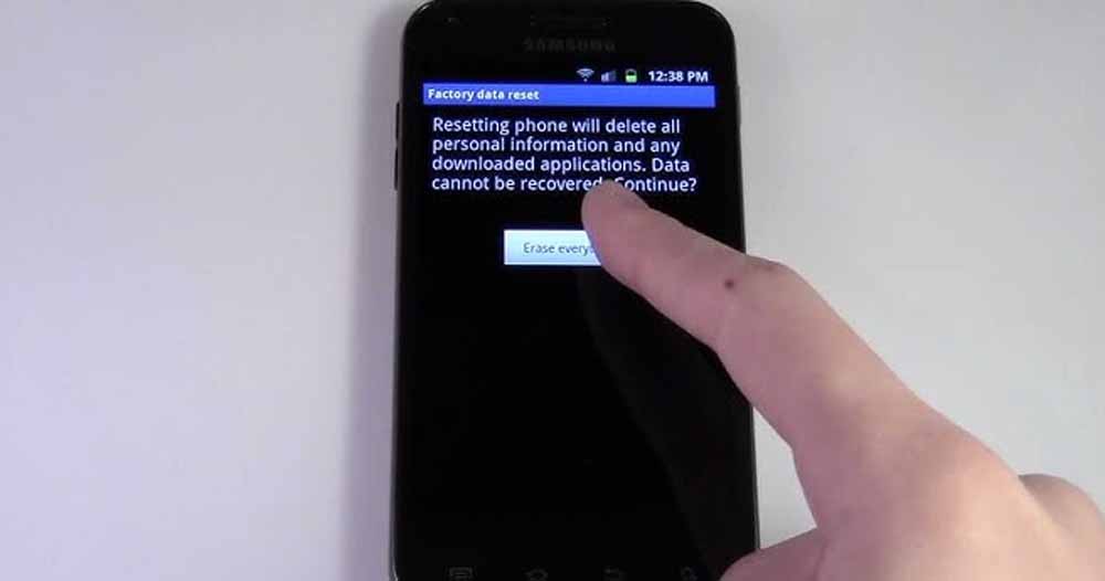 ऐसे करें अपने स्लो स्मार्टफोन को फैक्ट्री रीसेट: मिनटों में मिलेगा नया जैसा परफॉर्मेंस ऐसे करें अपने स्लो स्मार्टफोन को फैक्ट्री रीसेट: मिनटों में मिलेगा नया जैसा परफॉर्मेंस