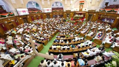 यूपी विधानसभा में शोक प्रस्ताव के दौरान विधायक का मोबाइल बजा, स्पीकर महाना ने किया जब्त