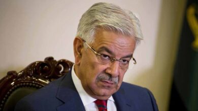 पाक रक्षा मंत्री का बड़ा बयान: ‘अमेरिका ने हमें इस्तेमाल किया’ — संसद में मचा सियासी हंगामा