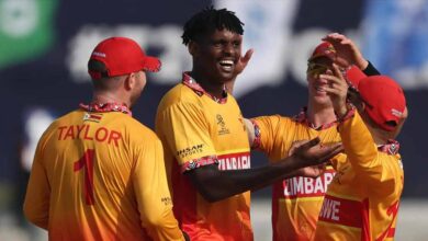 वर्ल्ड कप में चौंकाने वाला पल: जिम्बाब्वे ने ऑस्ट्रेलिया को मात दी, दूसरी बार हुआ ऐसा उलटफेर वर्ल्ड कप में चौंकाने वाला पल: जिम्बाब्वे ने ऑस्ट्रेलिया को मात दी, दूसरी बार हुआ ऐसा उलटफेर