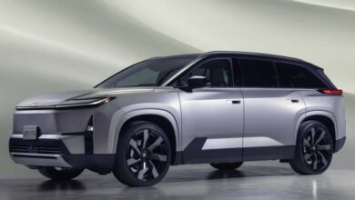 Toyota की पहली 3-रो इलेक्ट्रिक SUV लॉन्च, भारत में एंट्री की संभावना