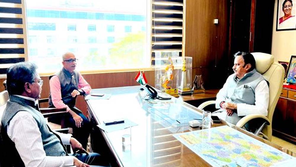 सीएचसी को एफआरयू के रूप में उन्नत करने के लिए मैनपावर की उपलब्धता सुनिश्चित करें: उप मुख्यमंत्री  शुक्ल