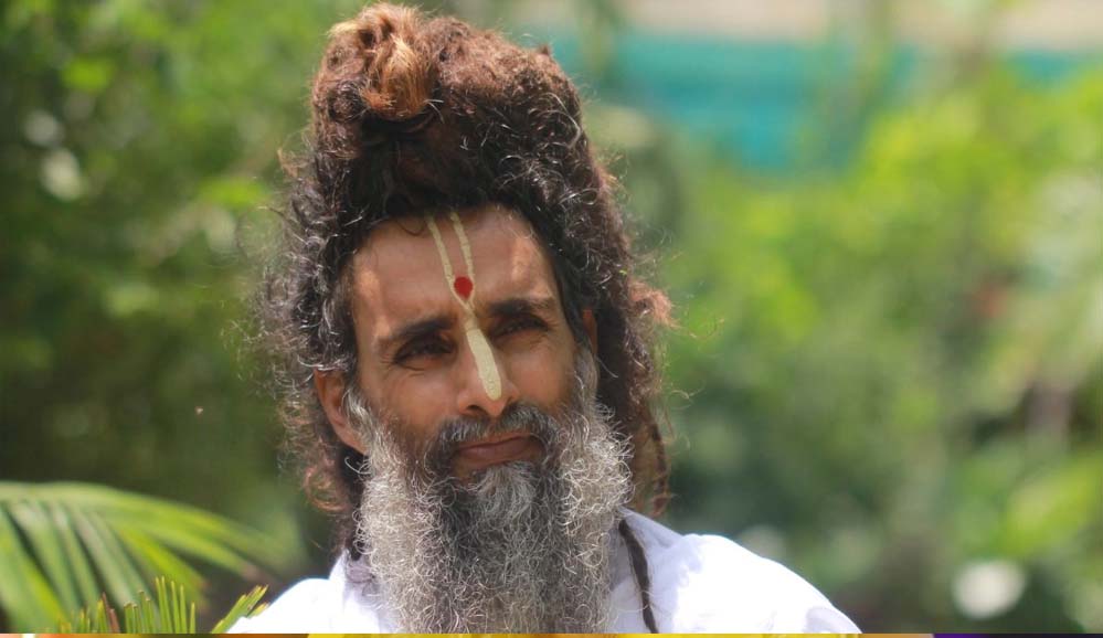 ऋतेश्वर महाराज ने की योगी आदित्यनाथ की सराहना, बोले—योगी राज में यूपी हुआ भयमुक्त