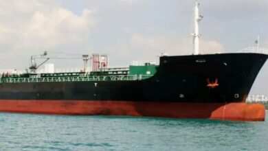 पाकिस्तान सीमा से गुपचुप छुपा ईरानी टैंकर, भारत में घुसते ही कोस्टगार्ड ने पकड़ी चालाकी