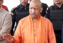 सिंगापुर दौरे पर CM योगी, उद्योगपति से मुलाकात कर निवेश के मुद्दे पर की चर्चा