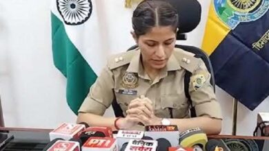 हिमाचल की IPS अधिकारी अदिति सिंह बार-बार ले रही थीं छुट्टी, DGP ने जूनियर को सौंपा ड्यूटी हिमाचल की IPS अधिकारी अदिति सिंह बार-बार ले रही थीं छुट्टी, DGP ने जूनियर को सौंपा ड्यूटी