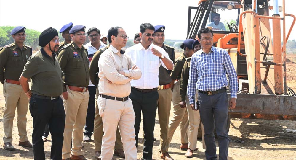 रहंगी में मुख्यमंत्री के आगमन की तैयारियां तेज, कलेक्टर-एसएसपी ने किया स्थल निरीक्षण रहंगी में मुख्यमंत्री के आगमन की तैयारियां तेज, कलेक्टर-एसएसपी ने किया स्थल निरीक्षण