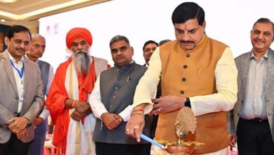 भारत के दिल से जुड़िए, मध्यप्रदेश के साथ आगे बढ़िए : मुख्यमंत्री डॉ. यादव भारत के दिल से जुड़िए, मध्यप्रदेश के साथ आगे बढ़िए : मुख्यमंत्री डॉ. यादव