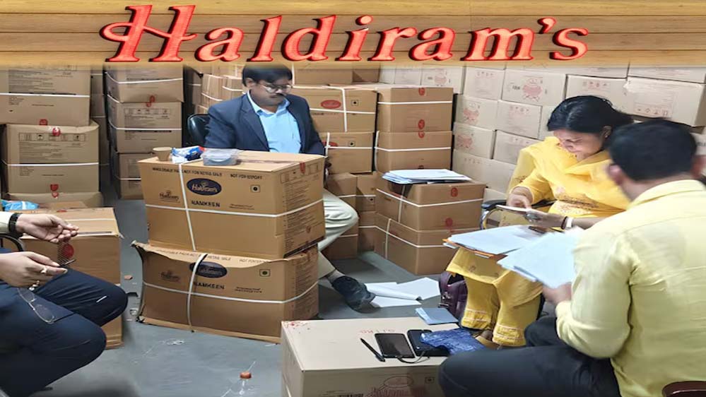 होली से पहले Haldiram की 112 किलो मिलावटी और एक्सपायर्ड मिठाइयां पकड़ी गईं