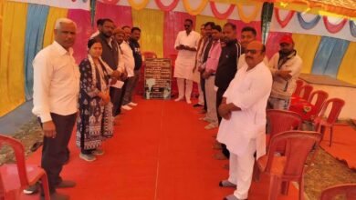 विधायक दिनेश राय मुनमुन के करकमलों से किये गये लाखों के विकास कार्यों के भूमिपूजन