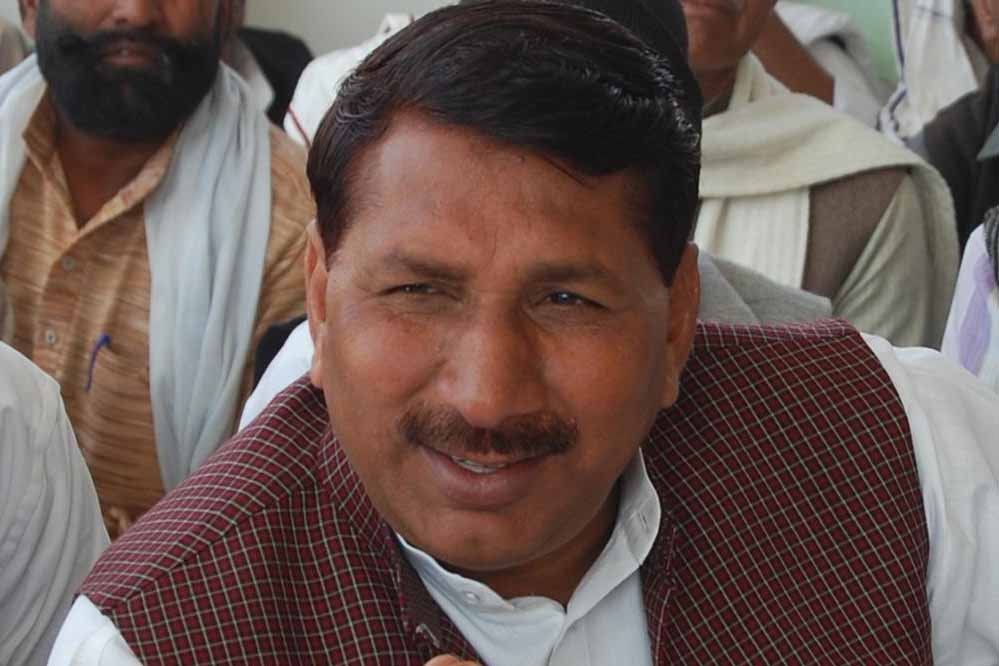 वर्षा एवं ओलावृष्टि से प्रभावित किसानों के हित में तत्पर है राज्य सरकार : कृषि मंत्री कंषाना वर्षा एवं ओलावृष्टि से प्रभावित किसानों के हित में तत्पर है राज्य सरकार : कृषि मंत्री कंषाना