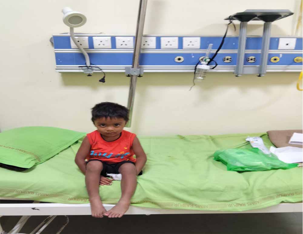 राष्ट्रीय बाल स्वास्थ्य कार्यक्रम ‘चिरायु’ का कमाल: जन्मजात बधिर तीन बच्चों को एम्स रायपुर में नई सुनवाई राष्ट्रीय बाल स्वास्थ्य कार्यक्रम ‘चिरायु’ का कमाल: जन्मजात बधिर तीन बच्चों को एम्स रायपुर में नई सुनवाई