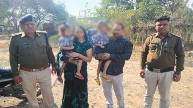 स्कूल के लिए तैयार होकर घर से निकलकर रास्ता भटकी दो बालिकाओं को डायल-112 जवानों ने परिजनों से मिलाया