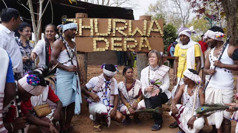 बस्तर से वैश्विक मंच तक छत्तीसगढ़ पर्यटन की नई उड़ान बस्तर से वैश्विक मंच तक छत्तीसगढ़ पर्यटन की नई उड़ान