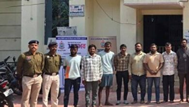 कांम्बिंग गश्त में 126 वारंटी और 11 फरार आरोपी पकड़े, 300 जवानों ने संभाला मोर्चा