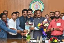 बजट में कैशलेस चिकित्सा सुविधा की घोषणा, CM साय का कर्मचारी-अधिकारी फेडरेशन ने किया अभिनन्दन