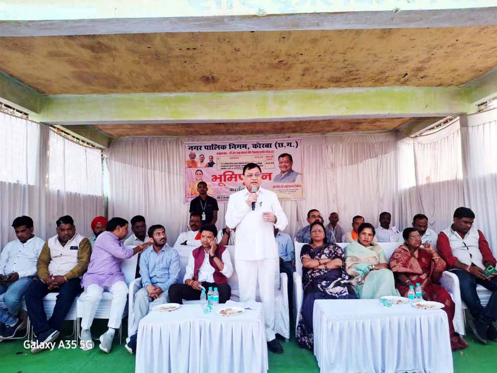 गोपालपुर पुनर्वास गांव की वर्षो से जर्जर सड़कों का होगा जीर्णोंद्धार व डामरीकरण गोपालपुर पुनर्वास गांव की वर्षो से जर्जर सड़कों का होगा जीर्णोंद्धार व डामरीकरण