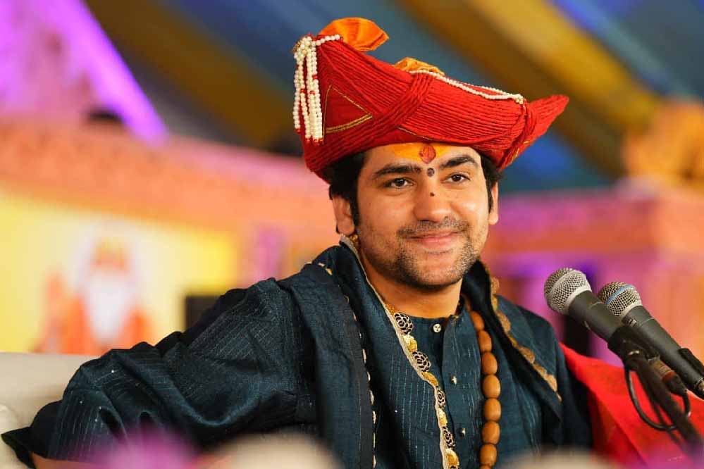 छतरपुर के बागेश्वर धाम में मल्टी स्पेशियलिटी कैंसर हॉस्पिटल के लिए फंड जुटाने पं. धीरेंद्र कृष्ण शास्त्री करेंगे 8 देशों का दौरा