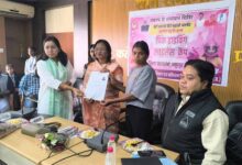 बालिकाओं एवं महिलाओं के लिए पिंक ड्राइविंग लाइसेंस शिविर आयोजित