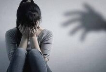 इंदौर मामला: कोचिंग सेंटर में छात्रा से छेड़छाड़ का आरोप, गुस्साए परिजनों ने मैनेजर को पीटा