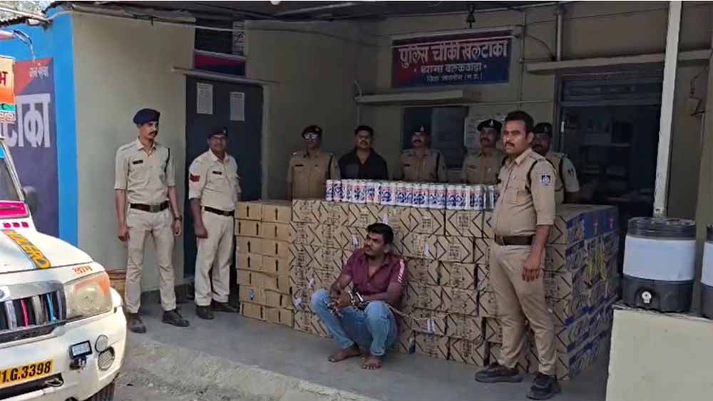 नशे के खिलाफ पुलिस का बड़ा एक्शन, खरगोन में पिकअप से 170 पेटी अवैध शराब जब्त