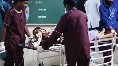 कोरबा में सनसनी: पति ने पत्नी पर चापड़ से ताबड़तोड़ वार, बचाने आई मां-बहन भी घायल