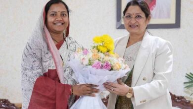 महतारी गौरव वर्ष’ मना रहा छत्तीसगढ़: मंत्री लक्ष्मी राजवाड़े ने केंद्रीय मंत्री अन्नपूर्णा देवी को दी जानकारी महतारी गौरव वर्ष’ मना रहा छत्तीसगढ़: मंत्री लक्ष्मी राजवाड़े ने केंद्रीय मंत्री अन्नपूर्णा देवी को दी जानकारी