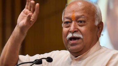 मोहन भागवत का बयान: हिंदू परिवारों से तीन बच्चे पैदा करने की अपील, कहा—सतर्क रहना जरूरी मोहन भागवत का बयान: हिंदू परिवारों से तीन बच्चे पैदा करने की अपील, कहा—सतर्क रहना जरूरी