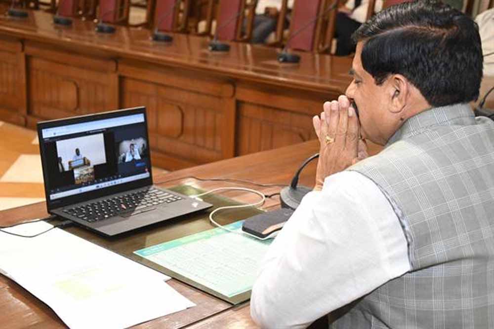 स्व. नानाजी देशमुख ने अपना सम्पूर्ण जीवन ग्राम विकास, शिक्षा और स्वावलंबन के लिए किया समर्पित : मुख्यमंत्री डॉ. यादव स्व. नानाजी देशमुख ने अपना सम्पूर्ण जीवन ग्राम विकास, शिक्षा और स्वावलंबन के लिए किया समर्पित : मुख्यमंत्री डॉ. यादव