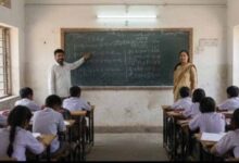 एग्जाम सेंटर बना ‘नकल सेंटर’! शिक्षकों की मिलीभगत से चार कमरों में धड़ल्ले से नकल