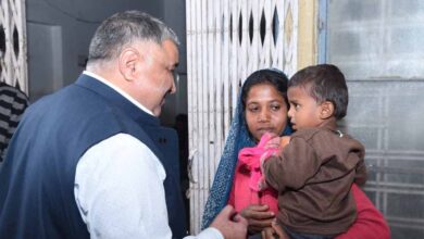 CM विष्णु देव साय के जन्मदिवस पर लखनपुर में विशेष पूजा-अर्चना, मंत्री राजेश अग्रवाल ने मरीजों को बांटे फल