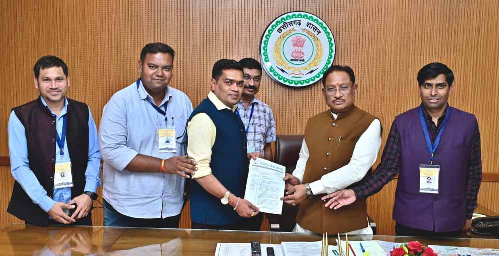 मुख्यमंत्री विष्णुदेव साय से प्रेस क्लब प्रतिनिधिमंडल ने की सौजन्य मुलाकात रंगोत्सव कार्यक्रम में मुख्य अतिथि के रूप में किया आमंत्रित मुख्यमंत्री विष्णुदेव साय से प्रेस क्लब प्रतिनिधिमंडल ने की सौजन्य मुलाकात रंगोत्सव कार्यक्रम में मुख्य अतिथि के रूप में किया आमंत्रित