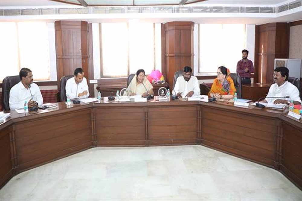 हर घर तक स्वच्छ पेयजल पहुंचना हमारी सरकार का दायित्व ही नहीं संकल्प है : मंत्री उइके