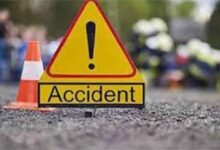 गुजरात में भीषण सड़क हादसा: तेज रफ्तार मिनीवैन डिवाइडर से टकराई, 5 की मौत, 6 घायल