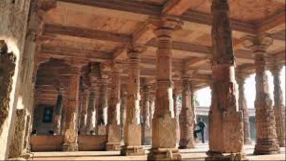 धार भोजशाला विवाद: सुप्रीम कोर्ट को सीलबंद लगी रिपोर्ट, पक्षकारों के पास पहले से मौजूद