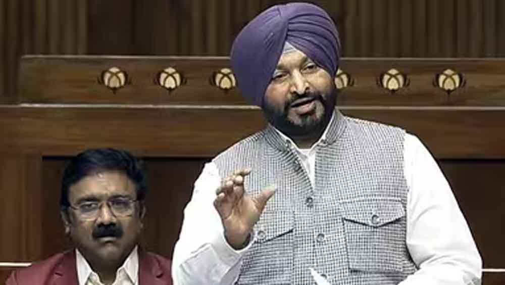 उस परिवार के वारिस से हाथ नहीं मिलाऊंगा— राहुल के ‘गद्दार’ वार पर रवनीत बिट्टू का पलटवार