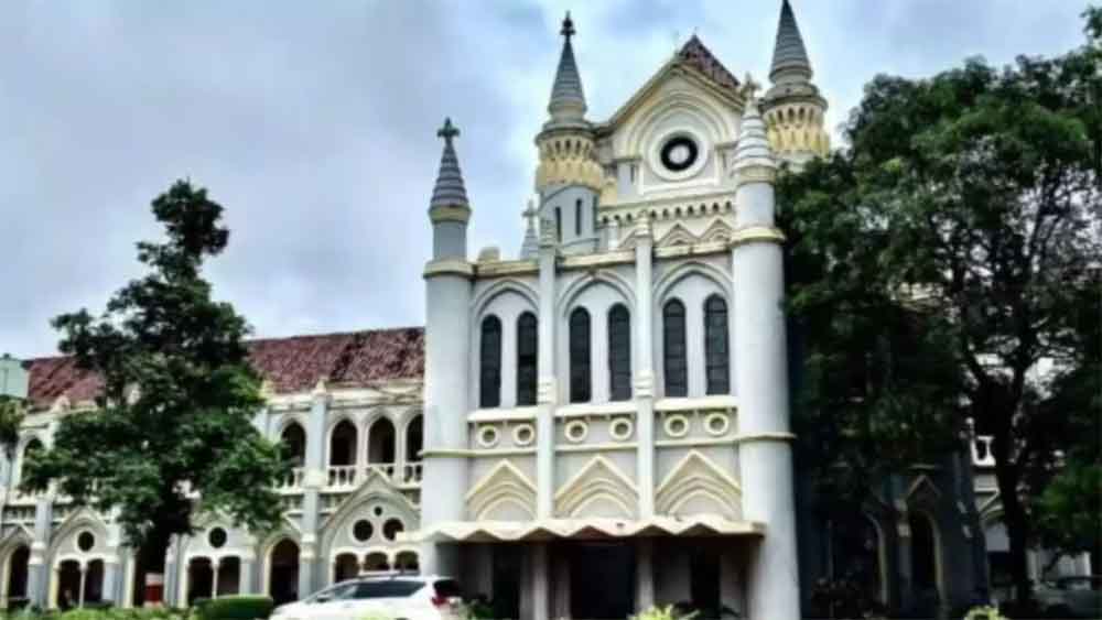 28 हफ्ते की प्रेग्नेंसी पर MP हाईकोर्ट का बड़ा फैसला, 13 साल की रेप पीड़िता को गर्भपात की मंजूरी 28 हफ्ते की प्रेग्नेंसी पर MP हाईकोर्ट का बड़ा फैसला, 13 साल की रेप पीड़िता को गर्भपात की मंजूरी