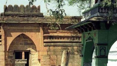 कमाल मौला मस्जिद विवाद: हिंदू प्रतीकों पर उठा सवाल, मुस्लिम पक्ष ने दी ये सफाई