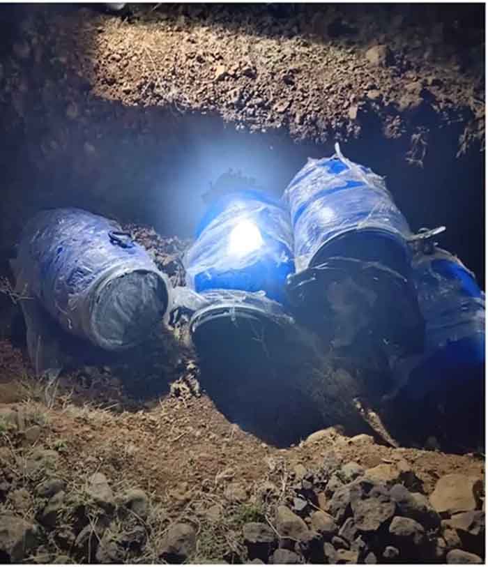 MP के राजगढ़ में 5 करोड़ का ड्रग्स केमिकल बरामद, राजस्थान बॉर्डर से सटे इलाके में बड़ी कार्रवाई MP के राजगढ़ में 5 करोड़ का ड्रग्स केमिकल बरामद, राजस्थान बॉर्डर से सटे इलाके में बड़ी कार्रवाई