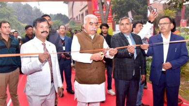 सिल्क एक्सपो-2026 का कैबिनेट मंत्री राकेश सचान ने किया उद्घाटन, आईजीपी लखनऊ में 06 फरवरी तक चलेगी प्रदर्शनी