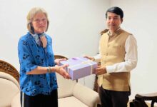 बस्तर की सांस्कृतिक विरासत से अभिभूत हुई संयुक्त राष्ट्र की मेंटर, छह दिवसीय प्रवास के बाद भावुक होकर विदा हुई सु किर्सी ह्यवैरिनेन बस्तर की सांस्कृतिक विरासत से अभिभूत हुई संयुक्त राष्ट्र की मेंटर, छह दिवसीय प्रवास के बाद भावुक होकर विदा हुई सु किर्सी ह्यवैरिनेन