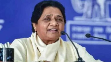 बसपा में बड़ा फेरबदल: मायावती ने खत्म किए कई अहम संगठनात्मक पद बसपा में बड़ा फेरबदल: मायावती ने खत्म किए कई अहम संगठनात्मक पद