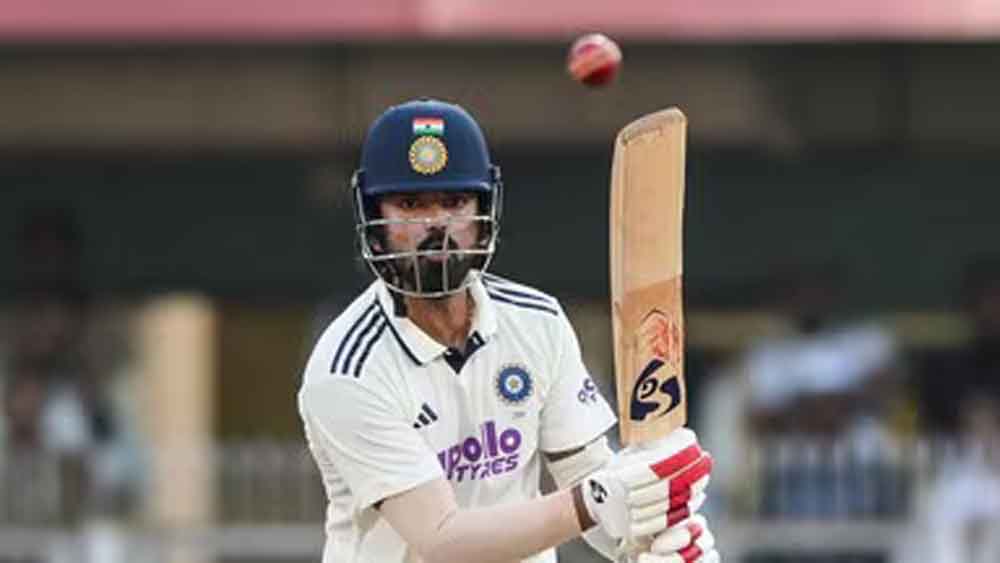 कर्नाटक संकट में, मयंक अग्रवाल का शतक बना टीम की ढाल कर्नाटक संकट में, मयंक अग्रवाल का शतक बना टीम की ढाल